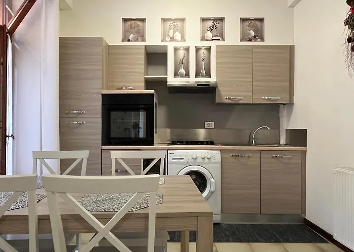 Ferienwohnung 1Dest - Downtown Balcony & View Riva del Garda
