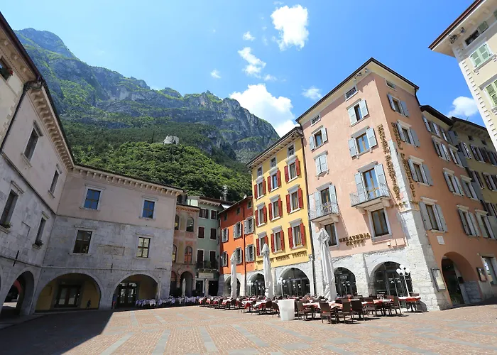 Hotel Portici - Romantik&Wellness Riva del Garda